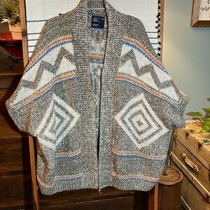 American Eagle sweater